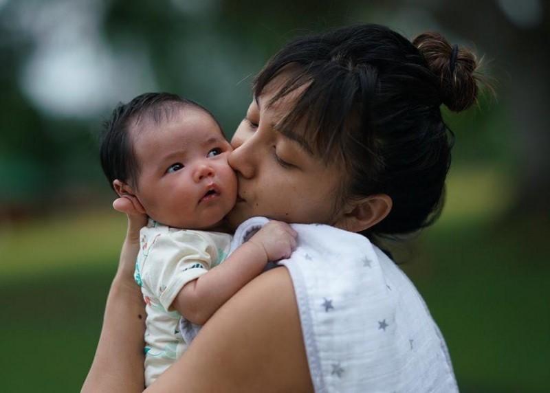 Iya Villania and baby Alana