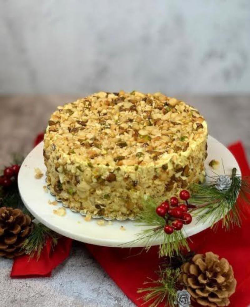 Triple nut sans rival