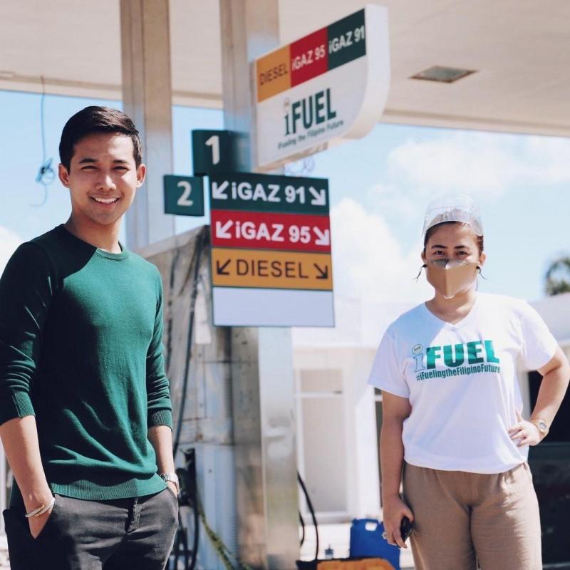 Ken Chan gasoline station