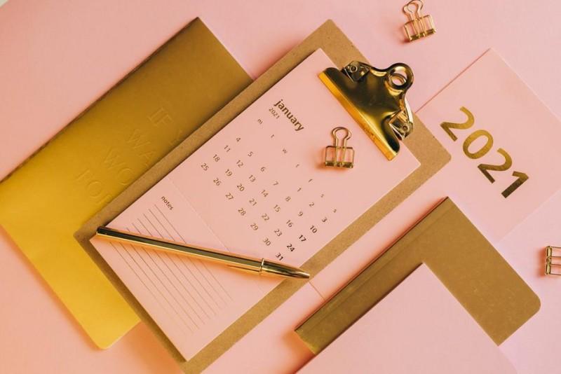 at a glance 2018 monthly planner
