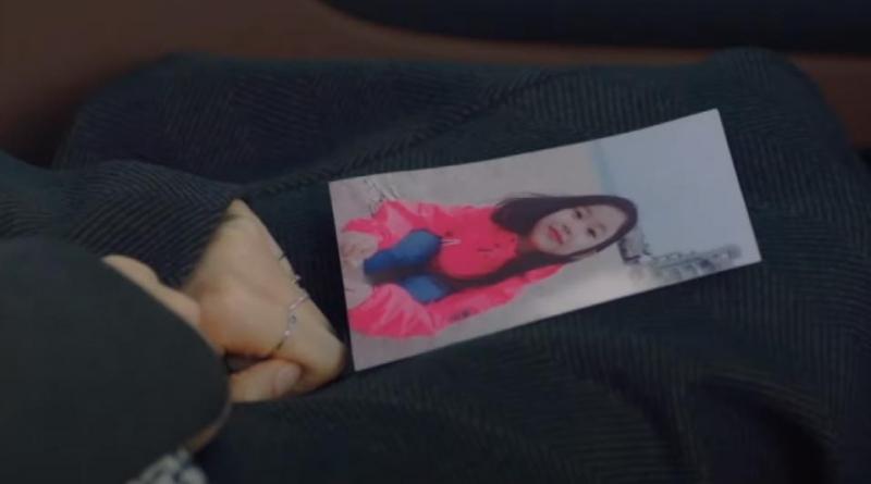 A scene from on Fates and Furies