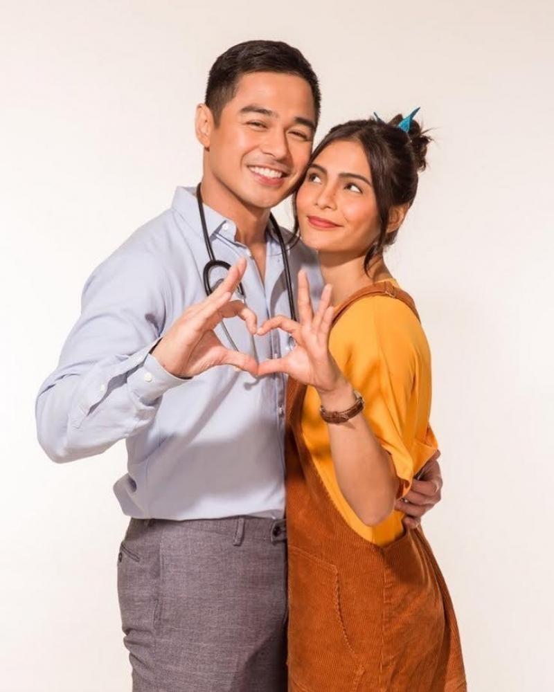 Lovi Poe at Benjamin Alves