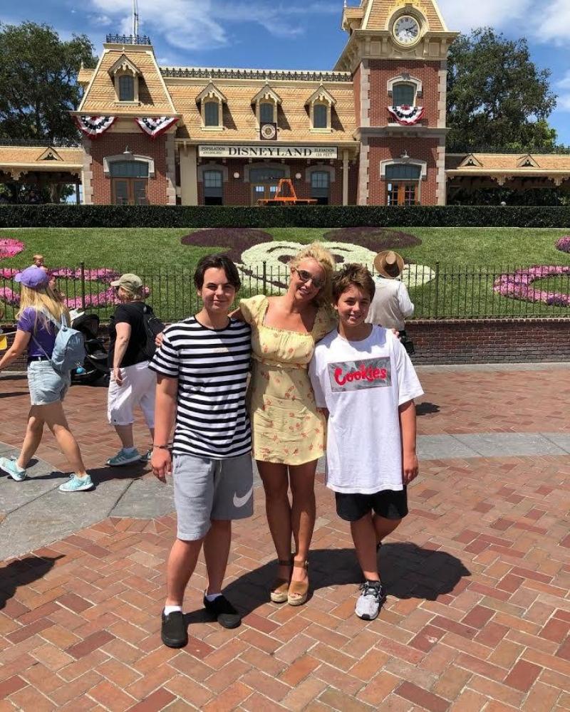 Britney spears with sons