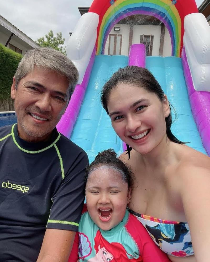 Vic Sotto Pauleen Luna and baby Tali in pool