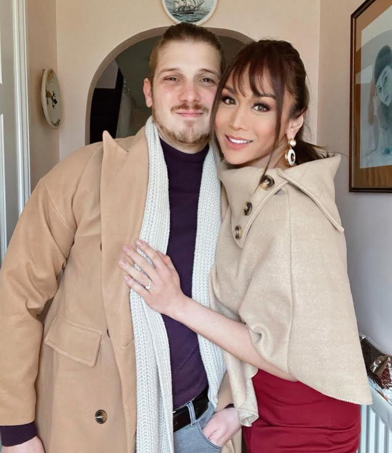 KaladKaren and fiance Luke Wrightson