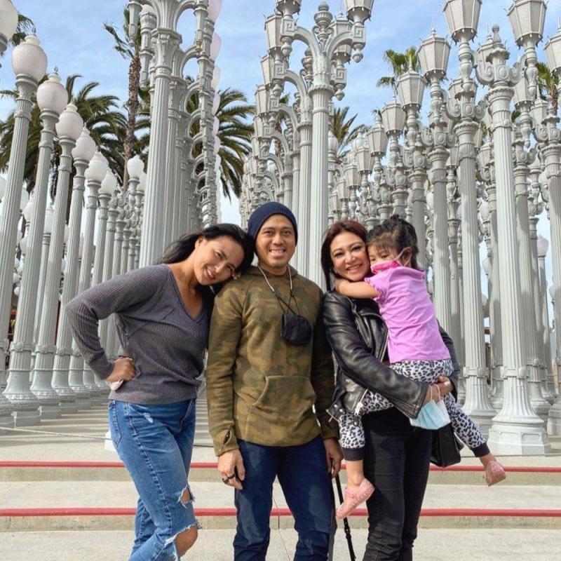 LJ and Rufa Mae with director Ivan Dedicatoria