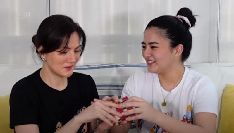 Carmina Villarroel and Cassy Legaspi