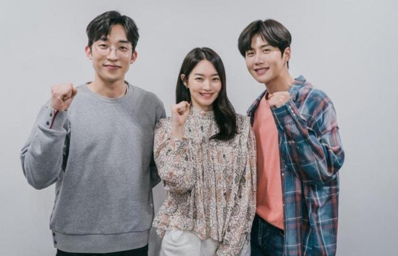 Sneak peek: Kim Seon-ho and Shin Min-ah's script reading session for ...