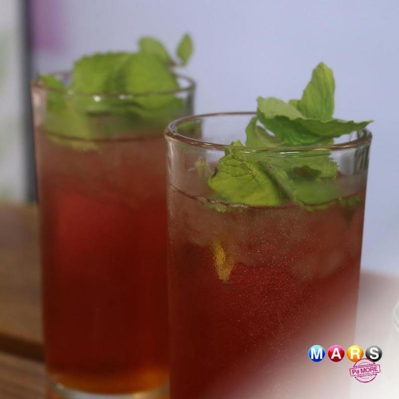 cranberry burlesque mocktail