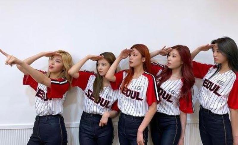 Source itzy all in us IG