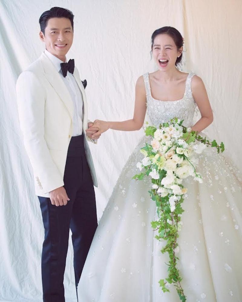 Hyun Bin And Son Ye Jins Official Wedding Photos Revealed Gma