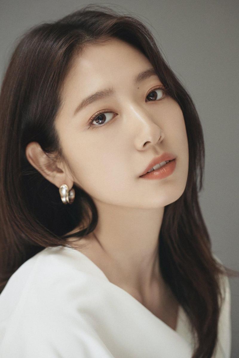 Park Shin Hye gives birth to baby boy 4 months after wedding with Choi Tae  Joon