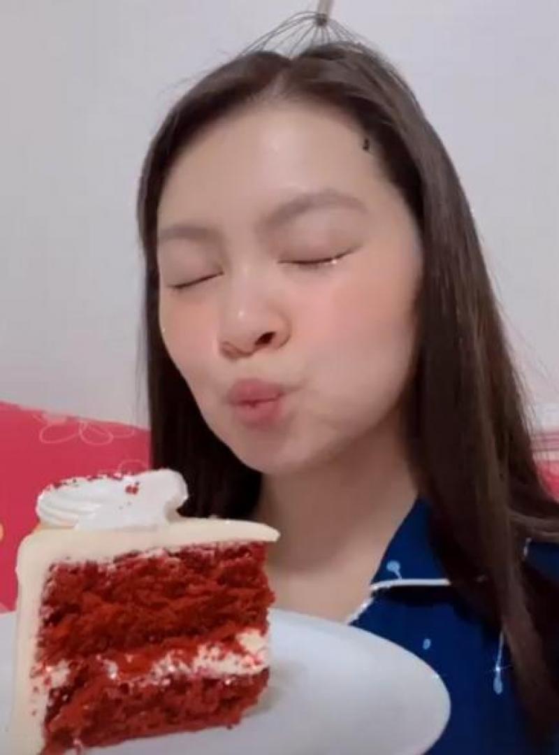 Barbie Forteza All Kilig When Jak Roberto Satisfied Her Sugar Cravings GMA Entertainment