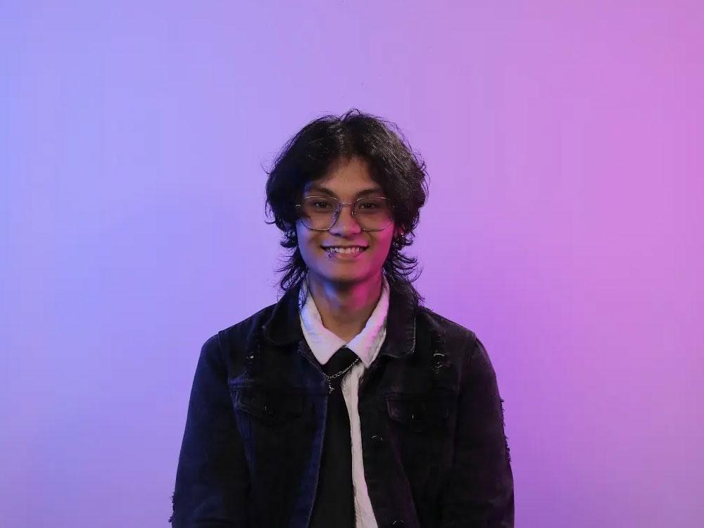 Plume new single Ikot